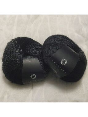 Hobbii Colorina Wool/Acrylic Yarn (2)